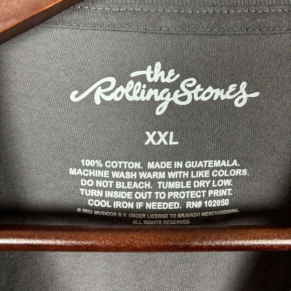 Rolling Stones Graphic Retro Washed Gray S/S Tee Shirt Women's Size XXL - Picture 2 of 3